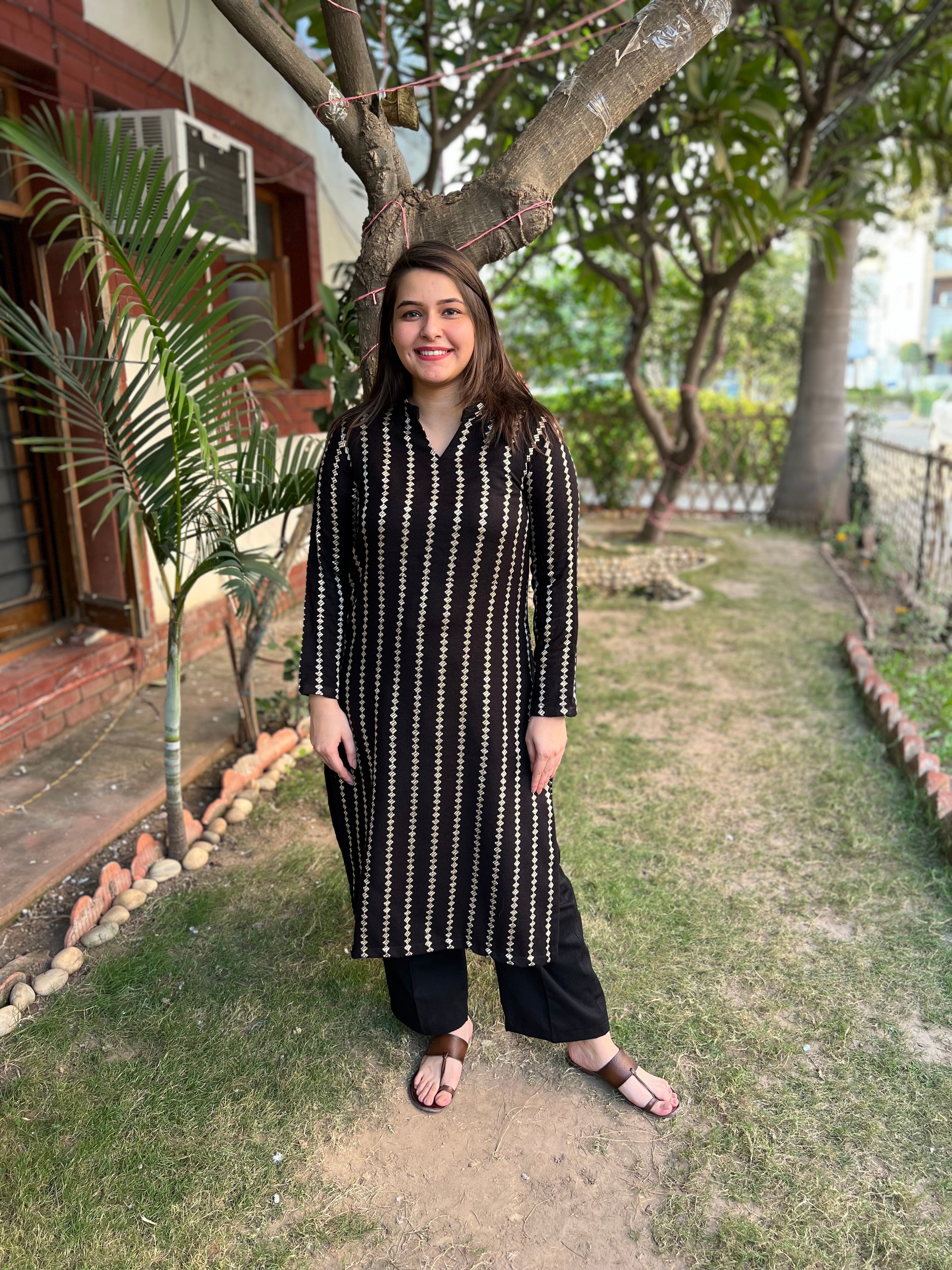 Black Gold basic Woollen kurta