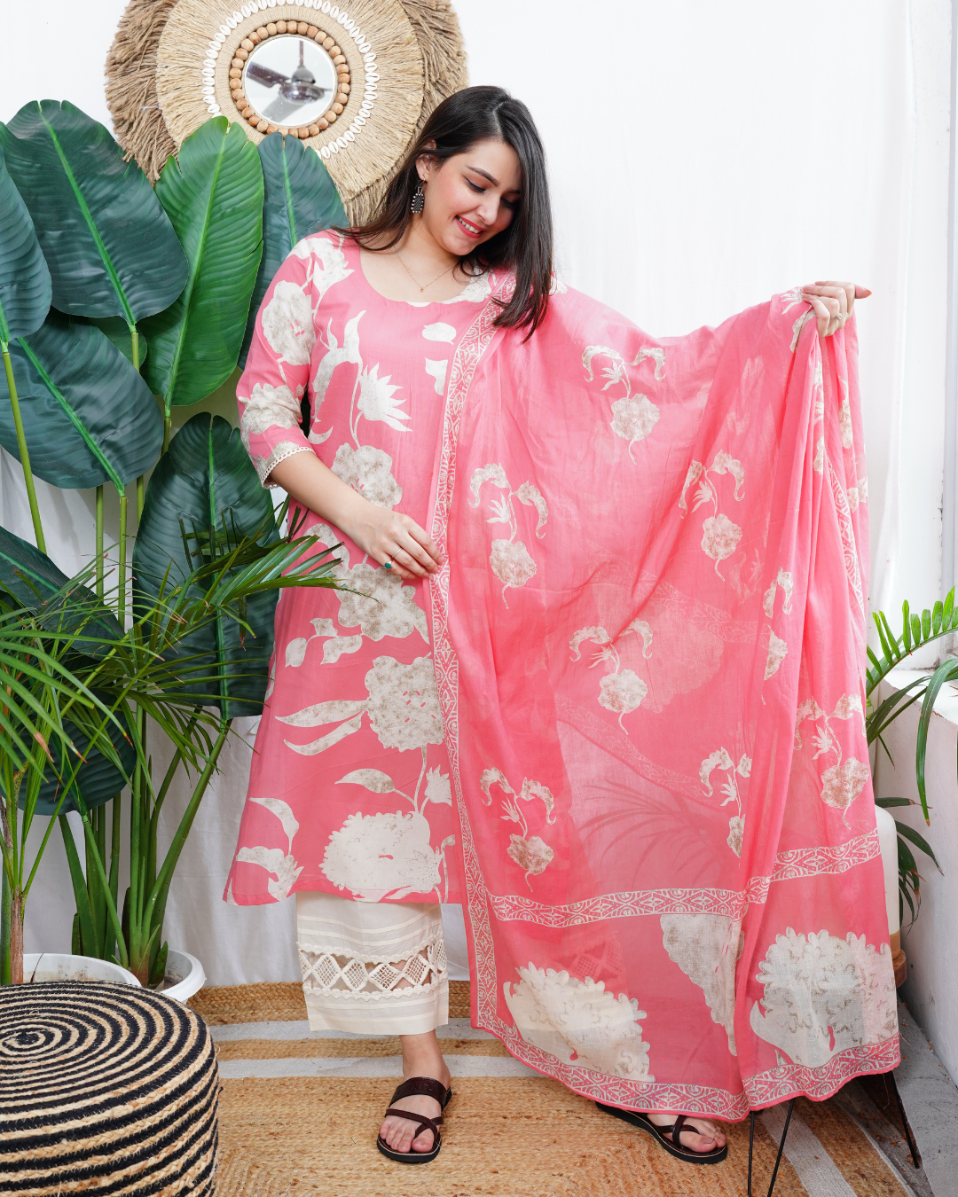 Pink flower kurta duppata set