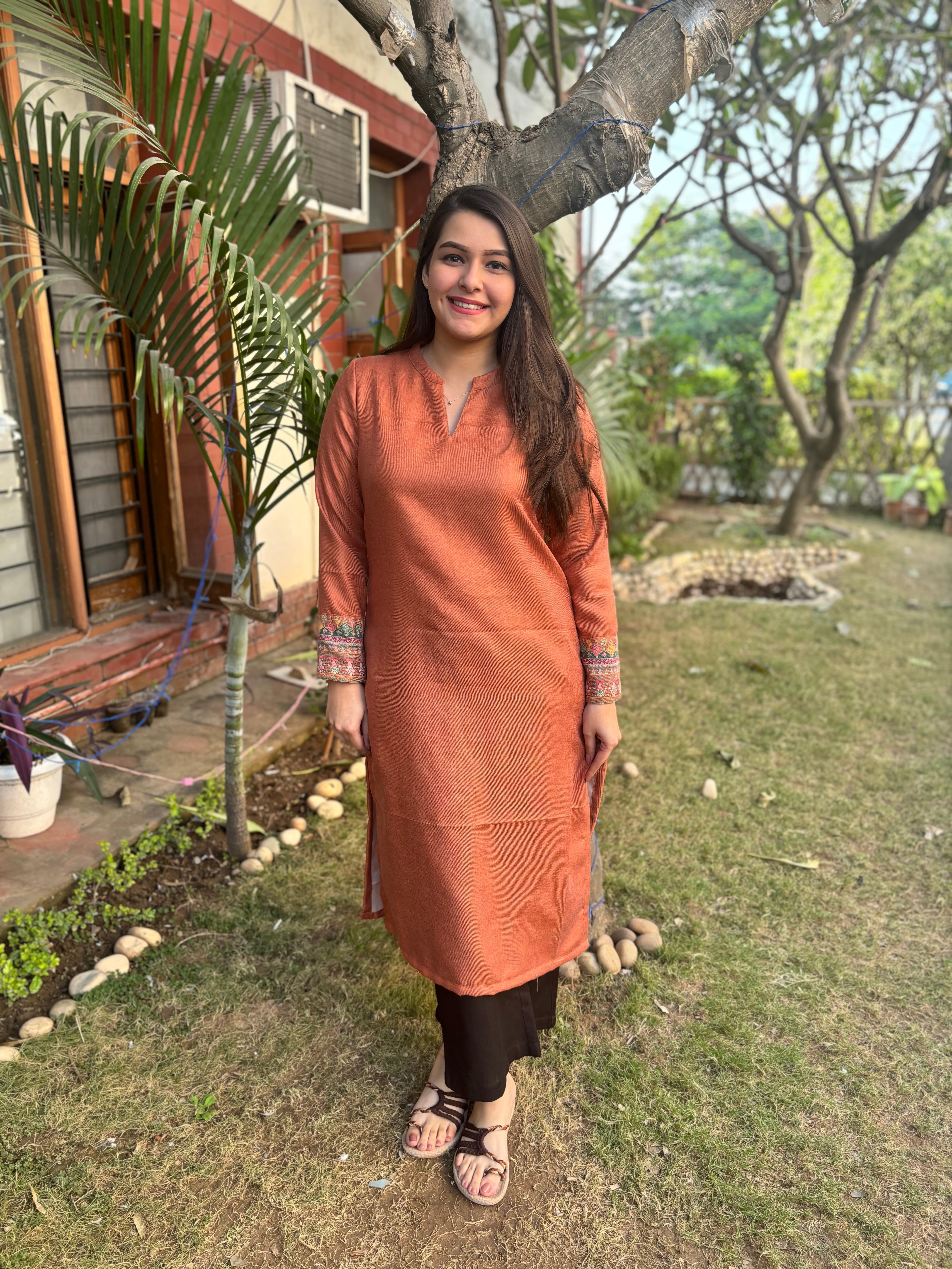 Rust border woollen kurta