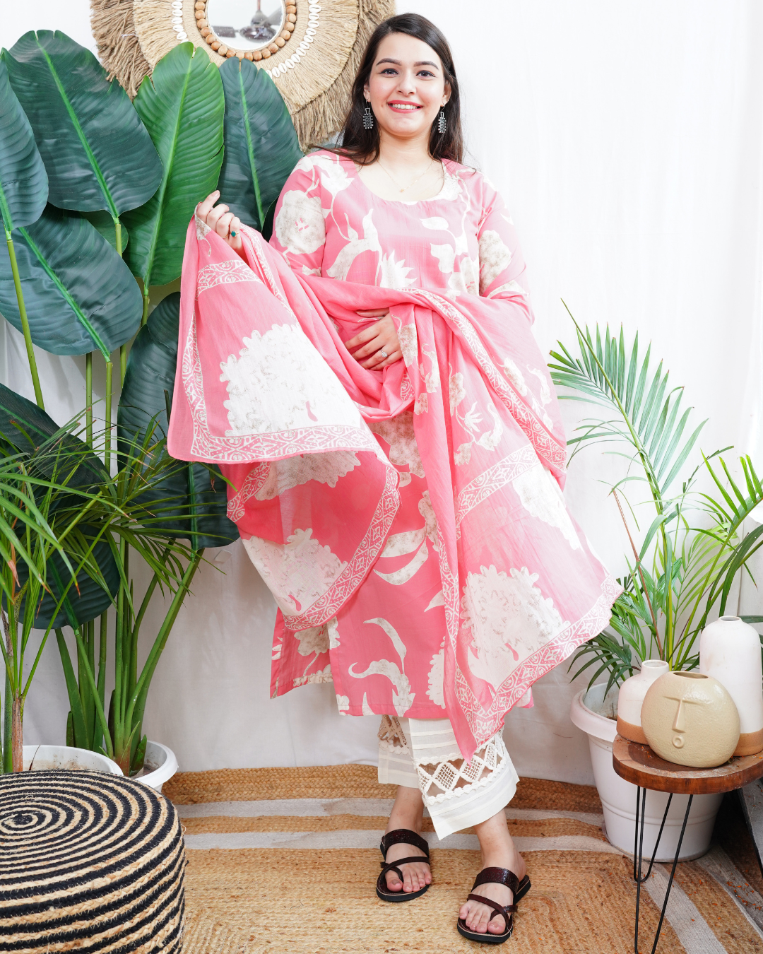 Pink flower kurta duppata set