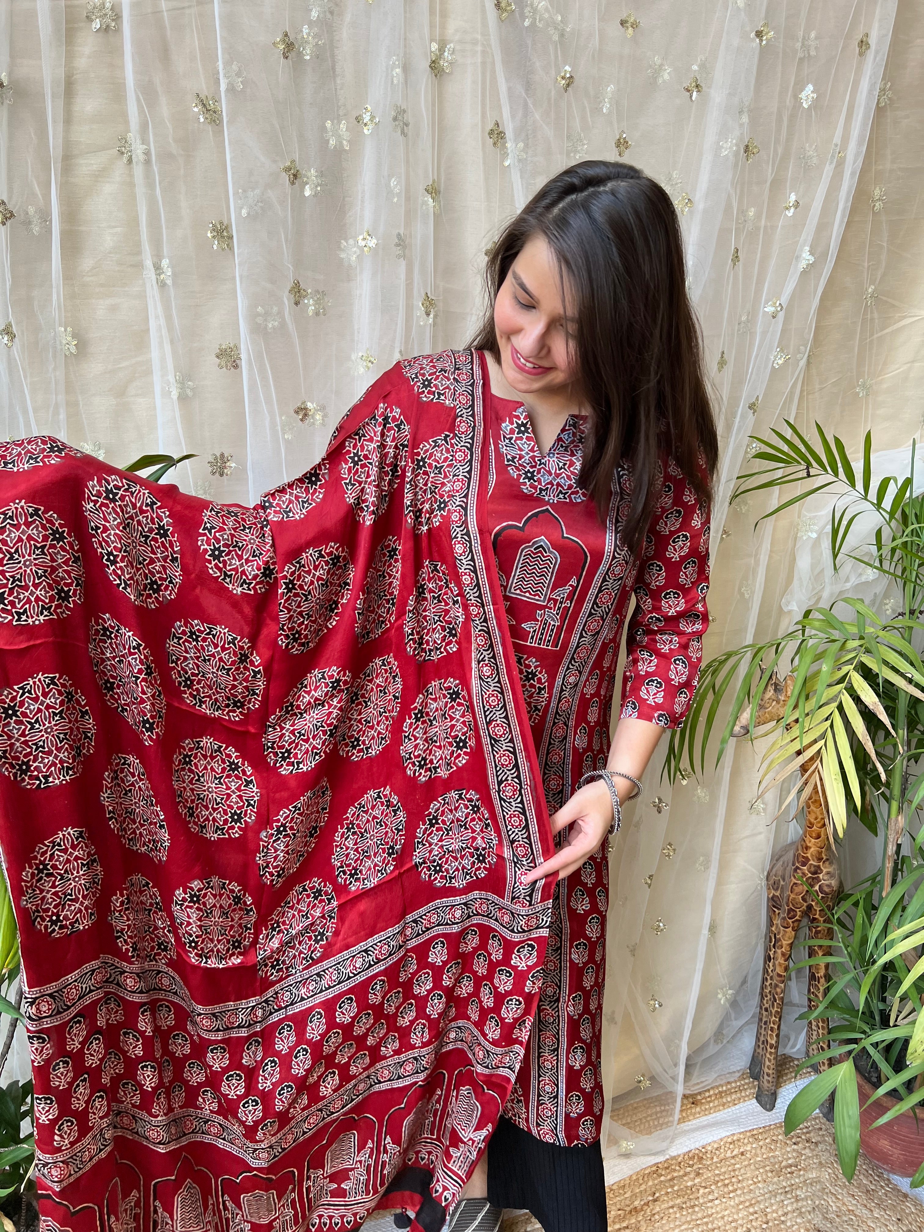 Maroon minar Premium Modal Silk Kurta Duppata Set