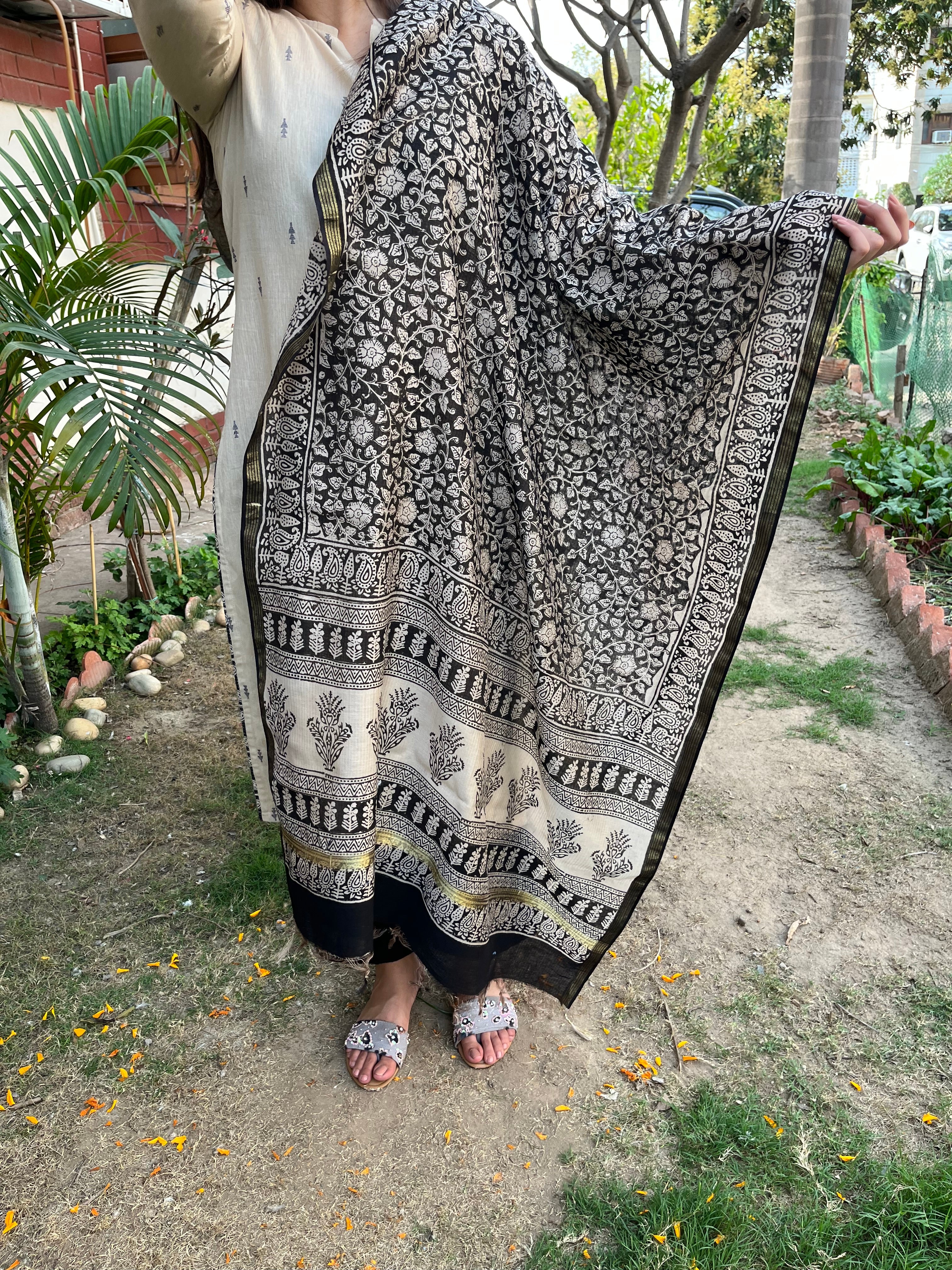 Cream Buti Kurta with Chanderi Duppata