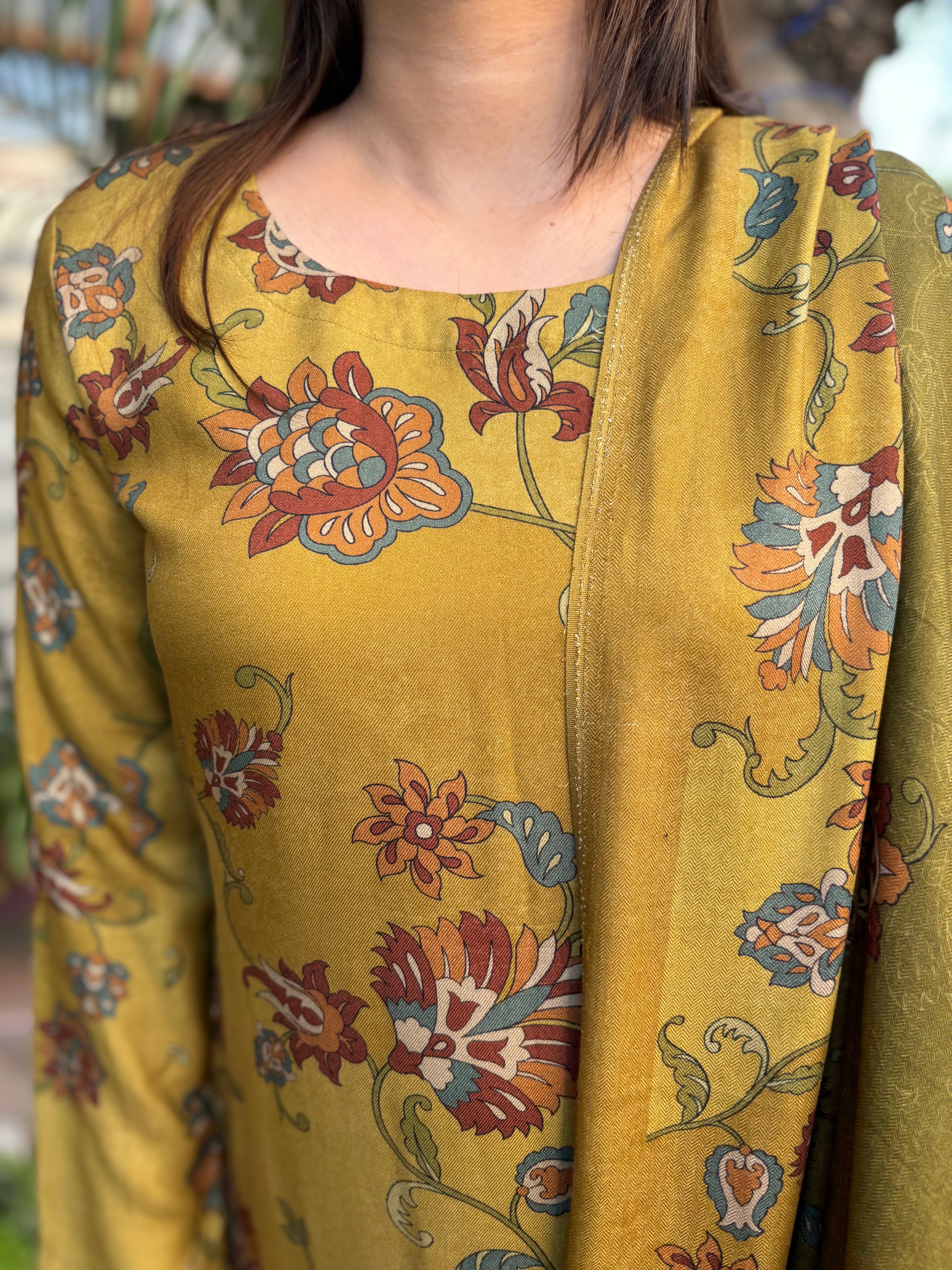 Leaf green Floral Spun suit set