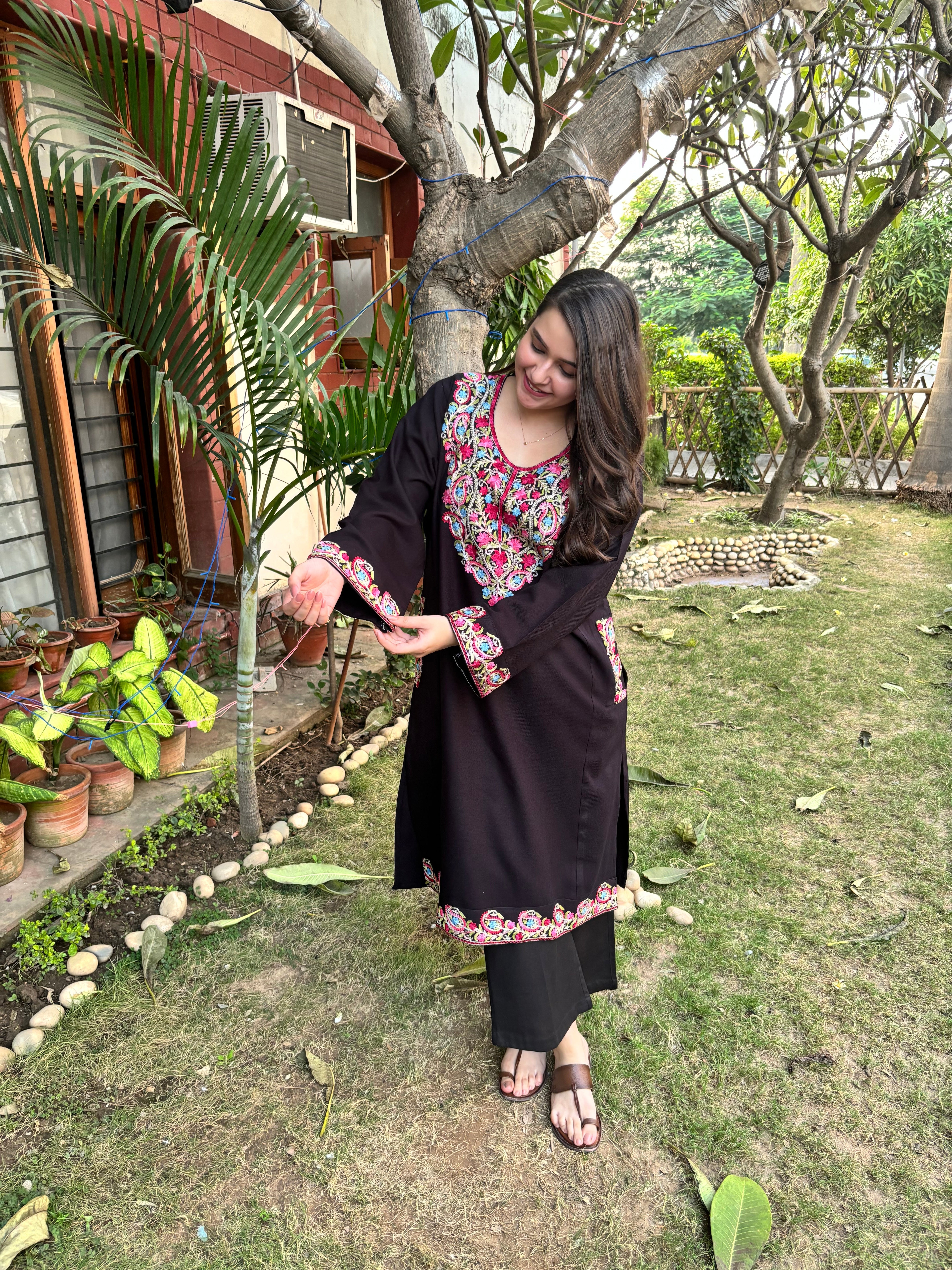 Black embroidered Phiran (Loose fitting)