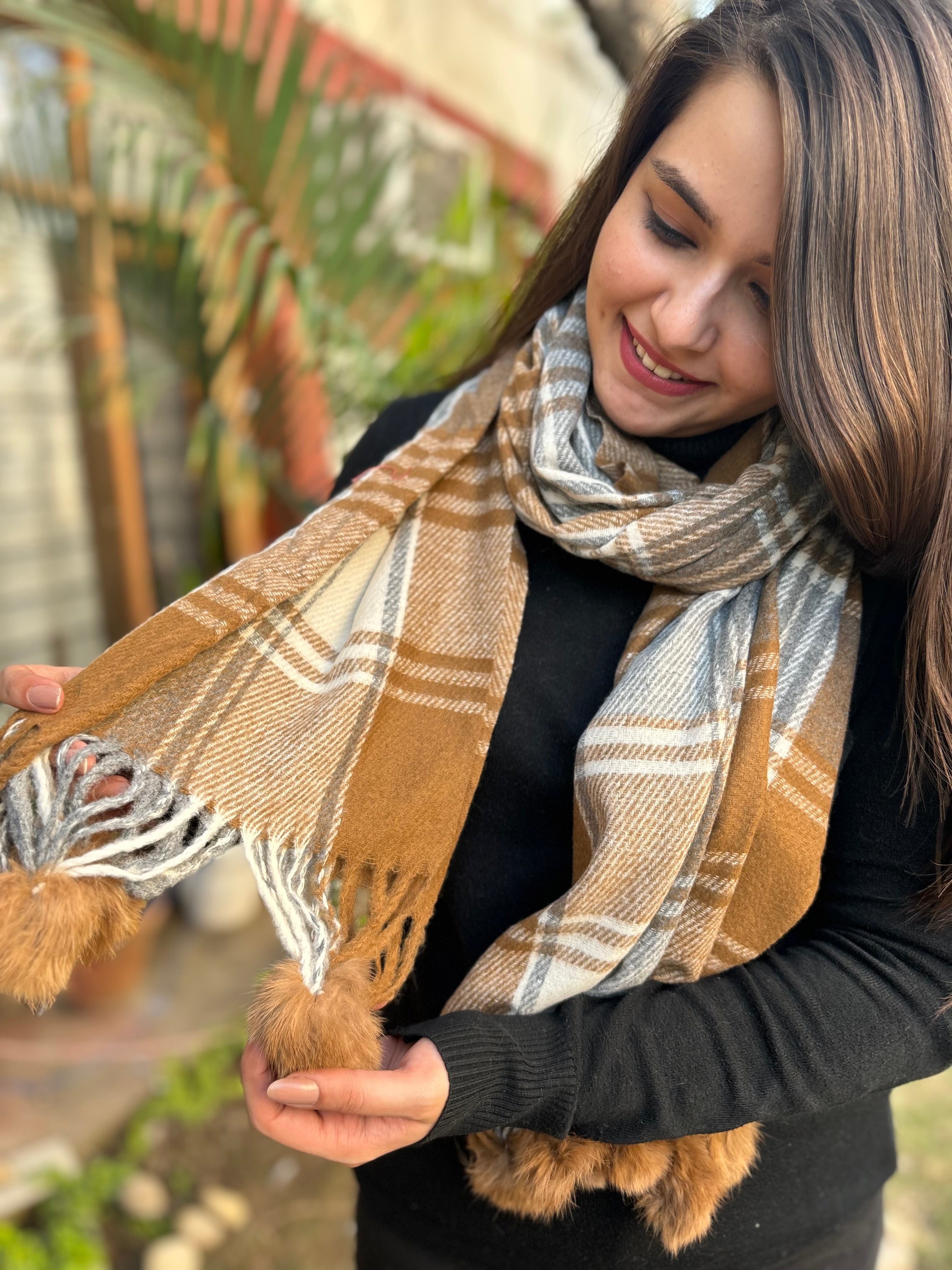 brown checks Muffler