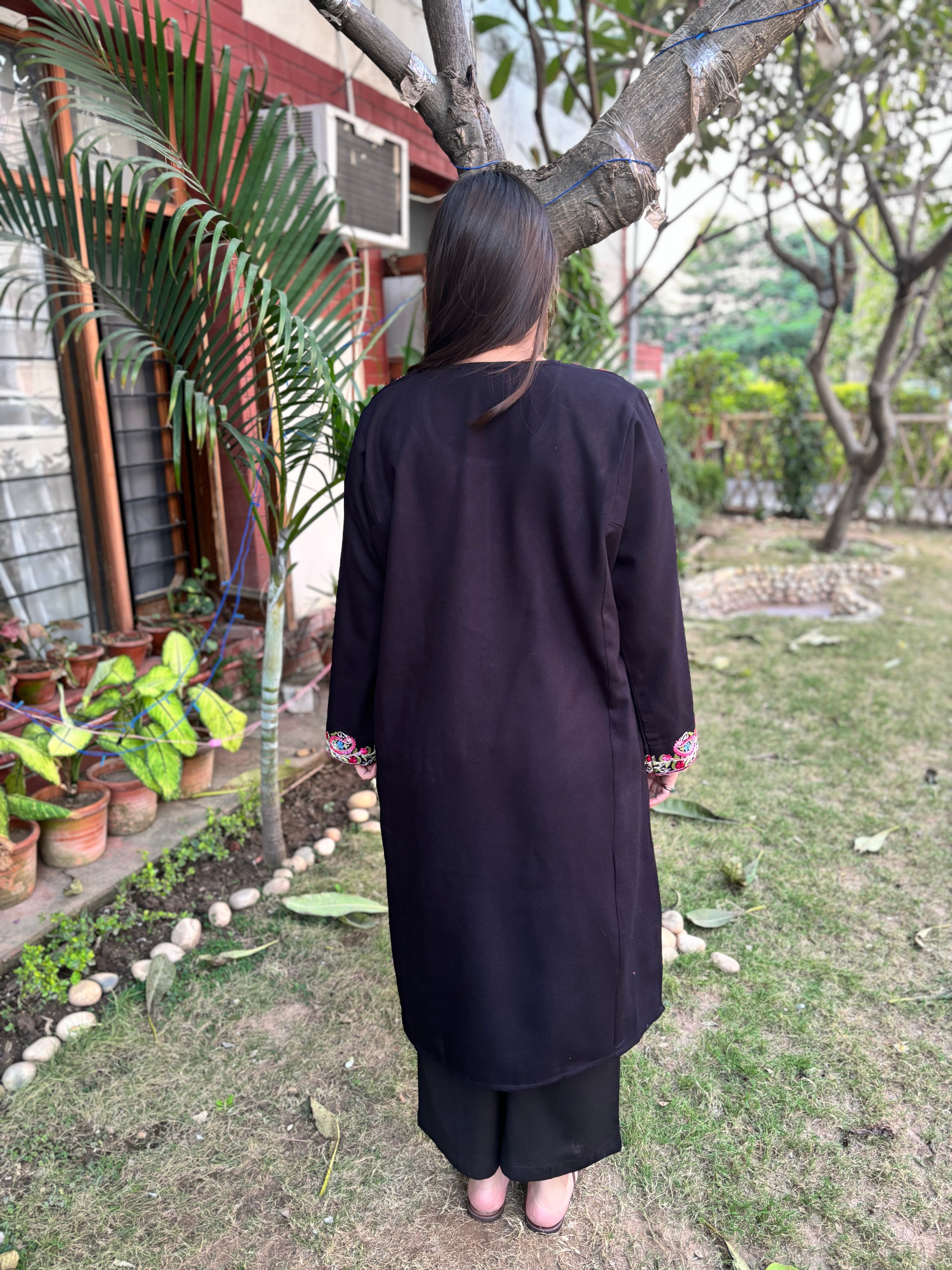 Black embroidered Phiran (Loose fitting)