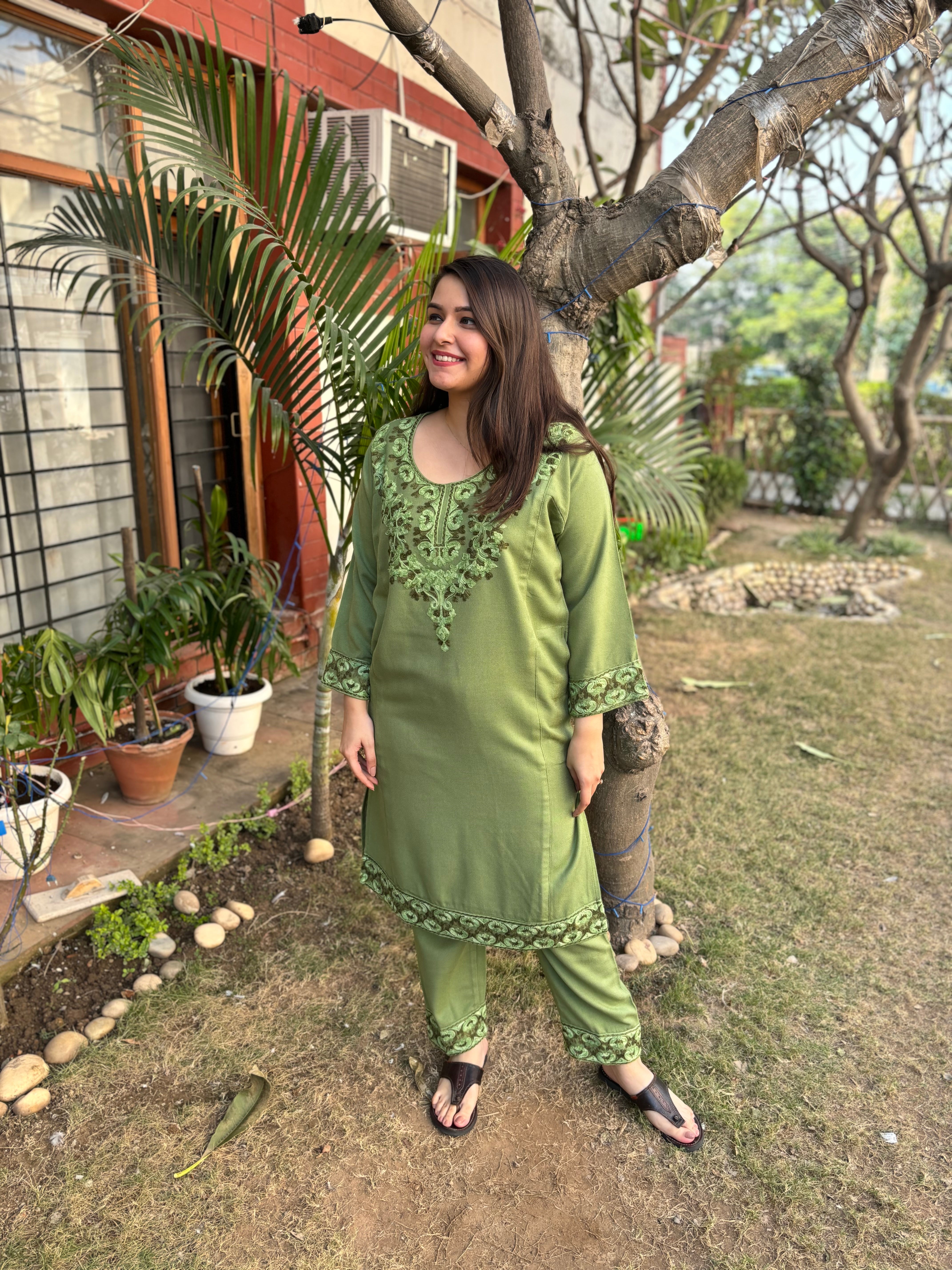 Pista green woollen coord set