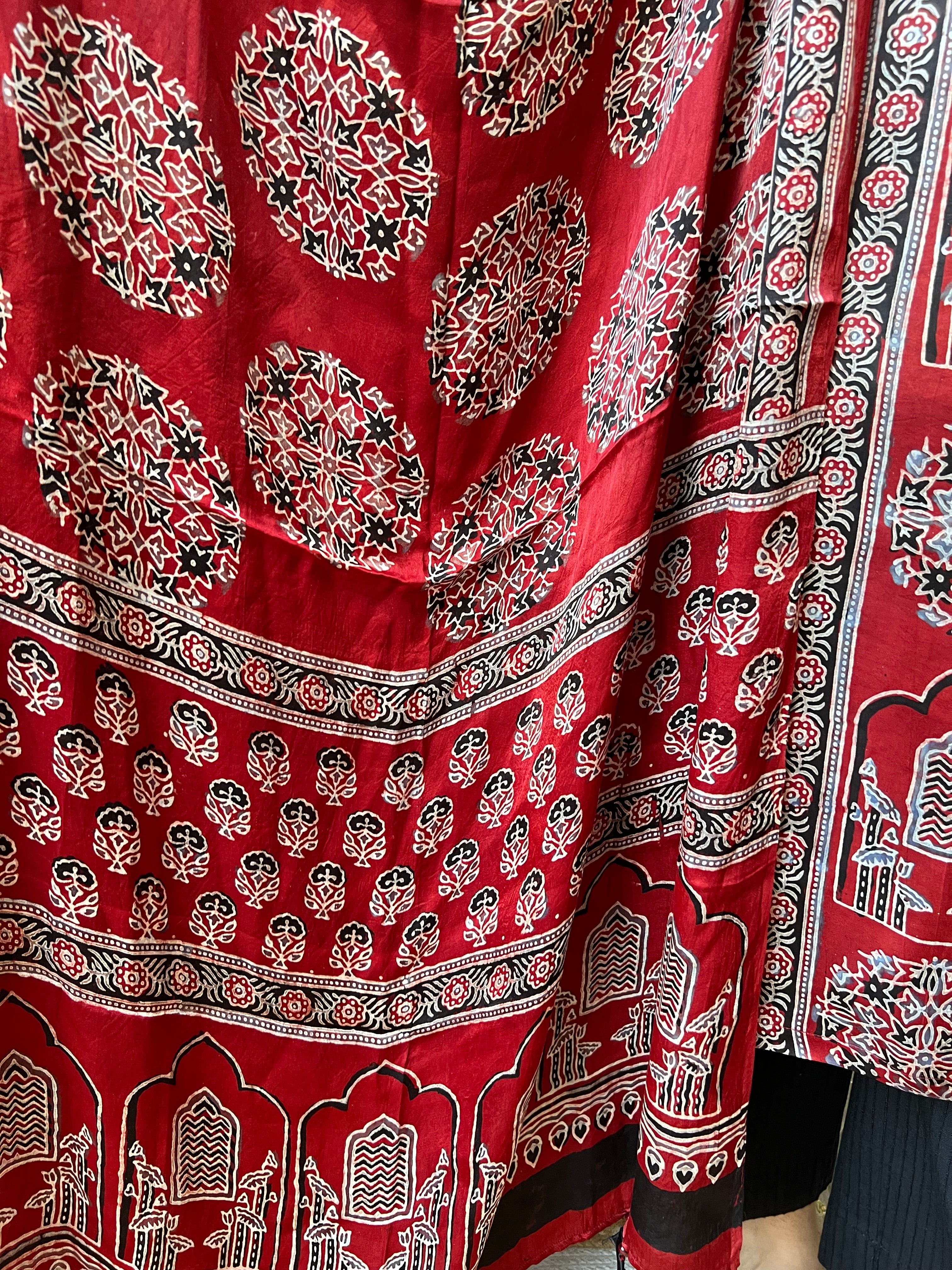 Maroon minar Premium Modal Silk Kurta Duppata Set