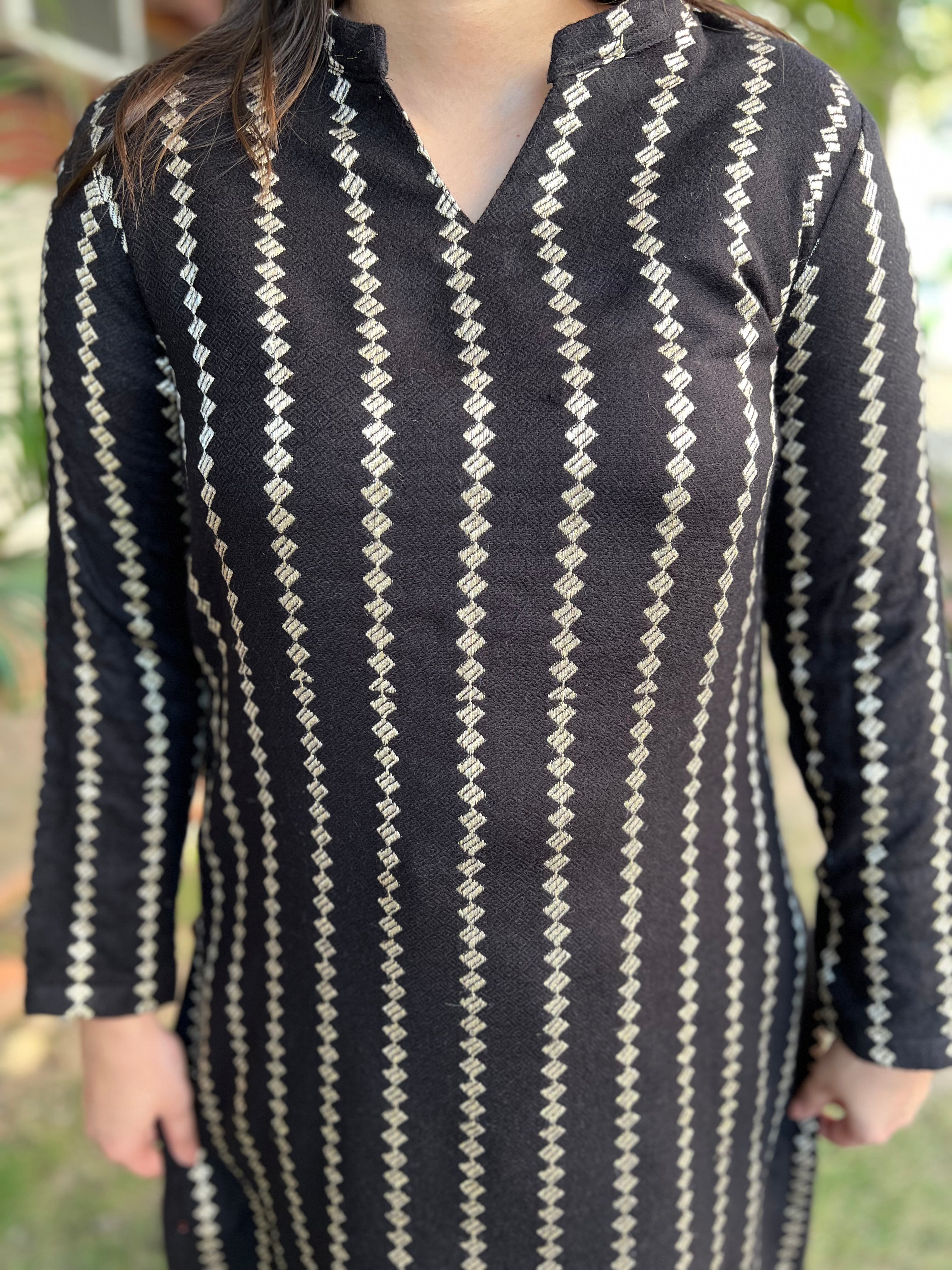 Black Gold basic Woollen kurta