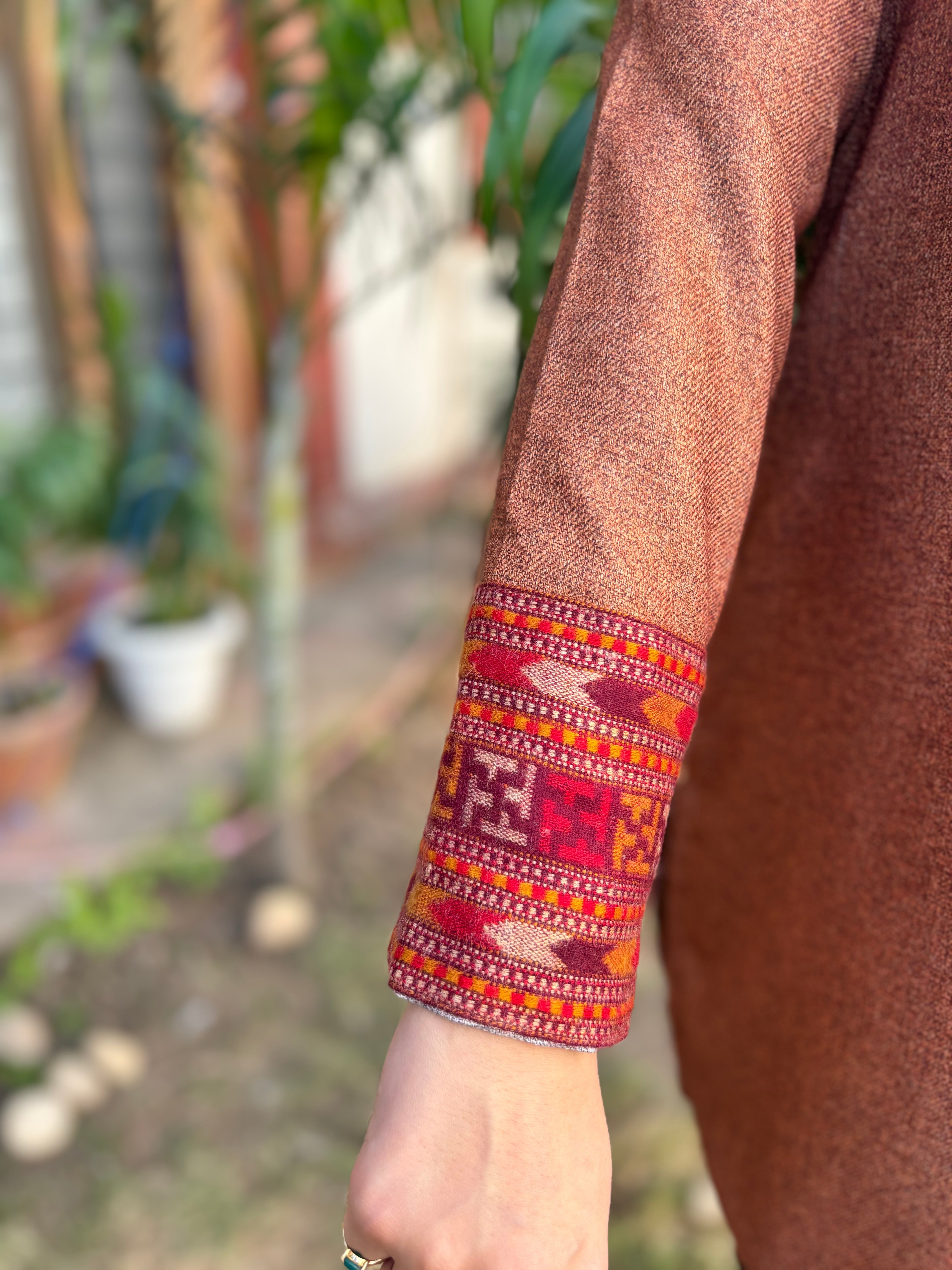 Rust kullu border kurti