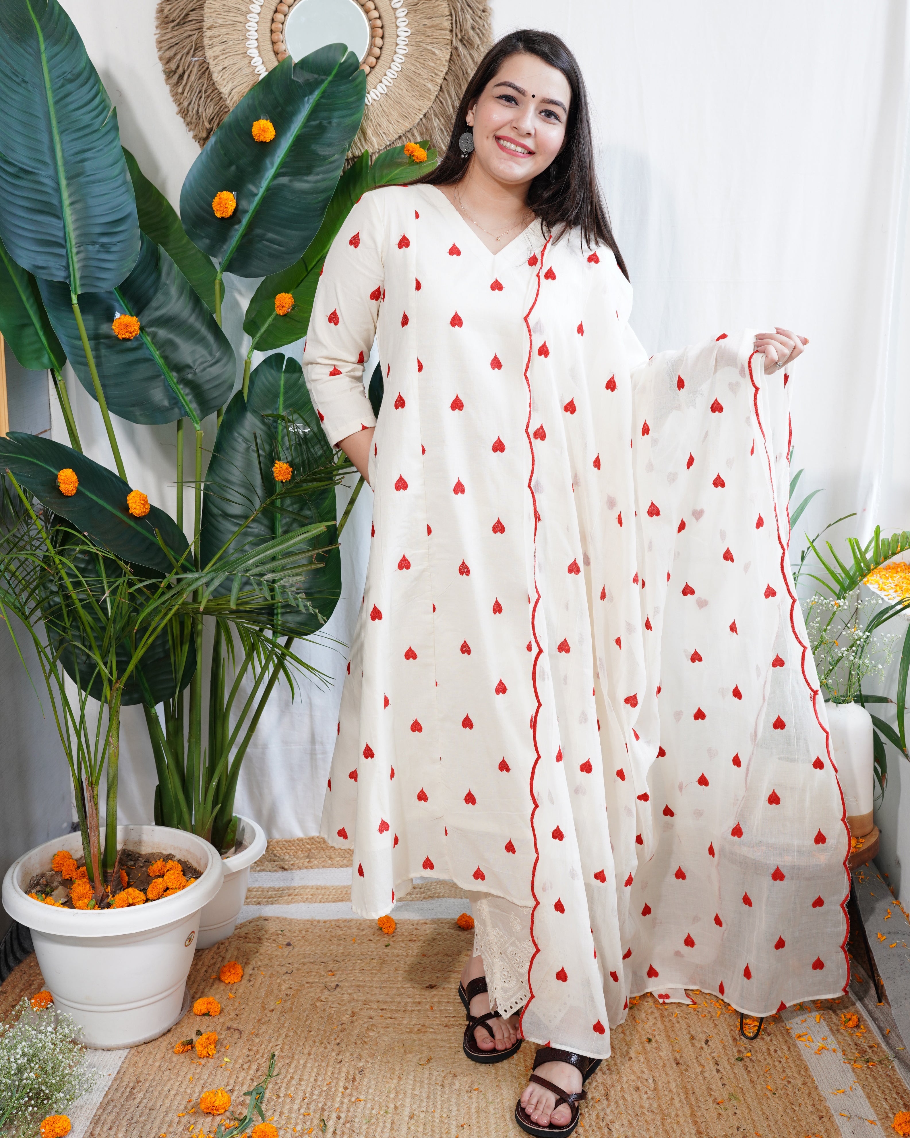 Cream Heart Mulmul Kurta duppata set