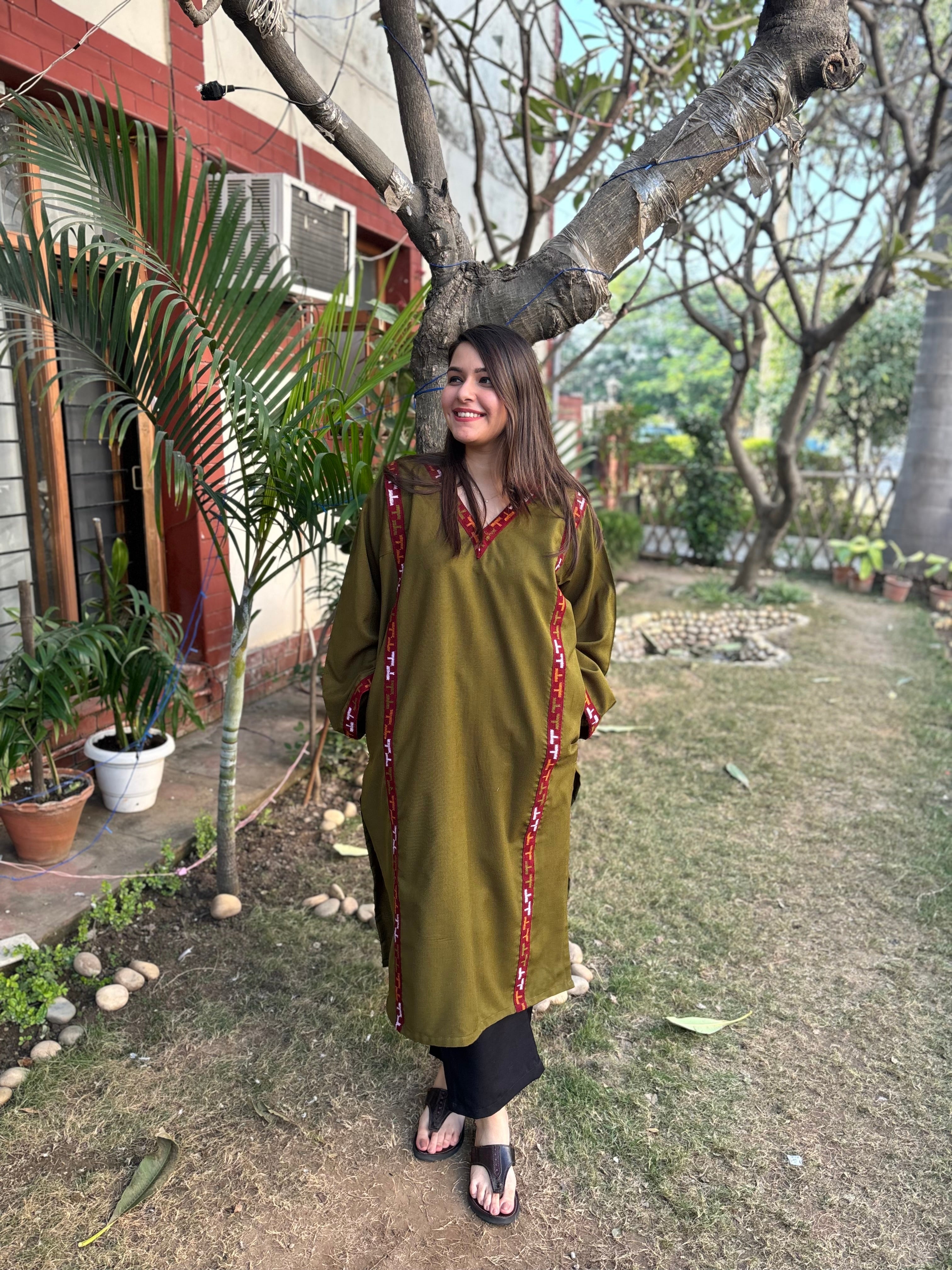 Mehendi Kullu patti phiran (loose fitting)