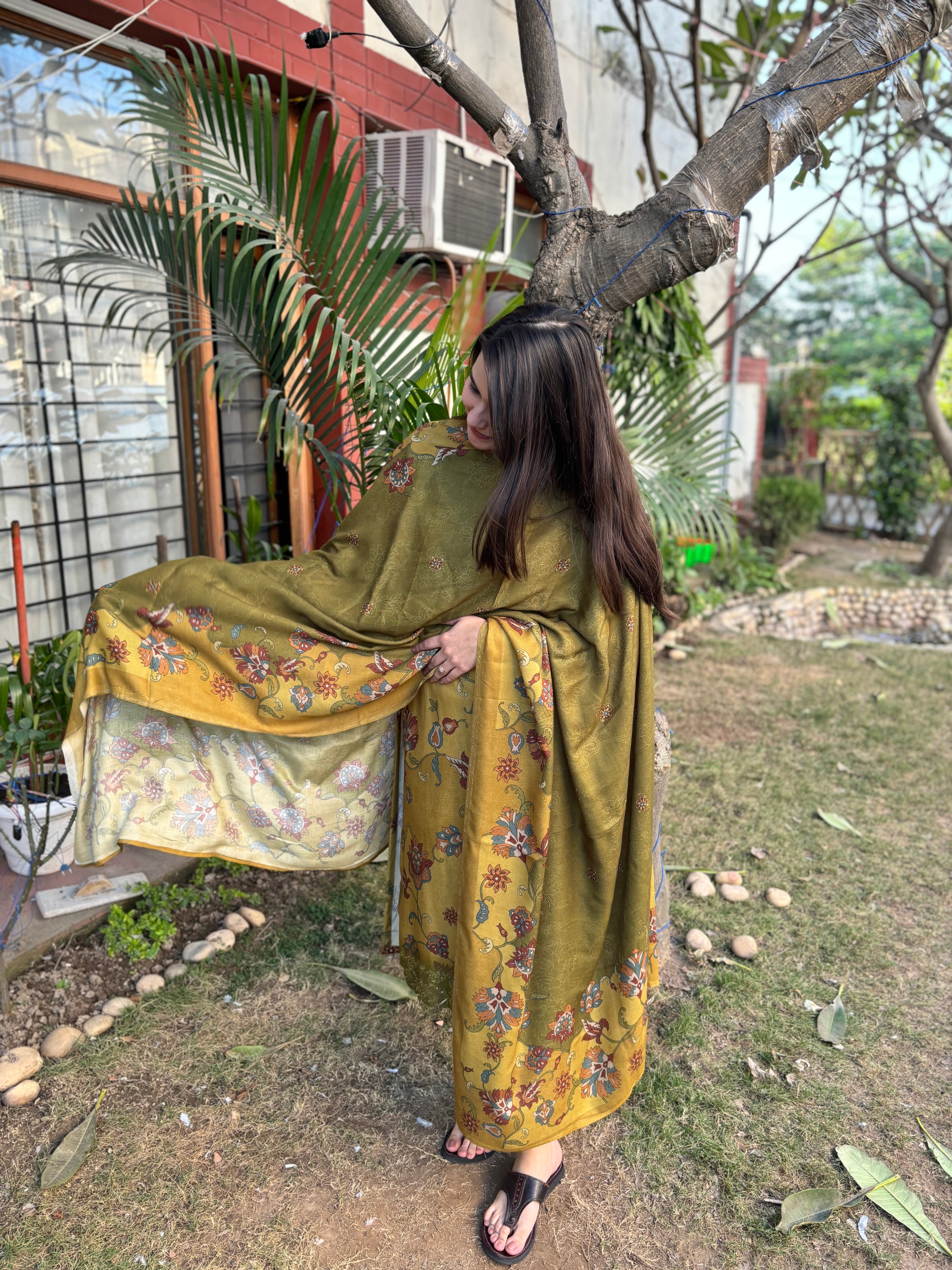 Leaf green Floral Spun suit set