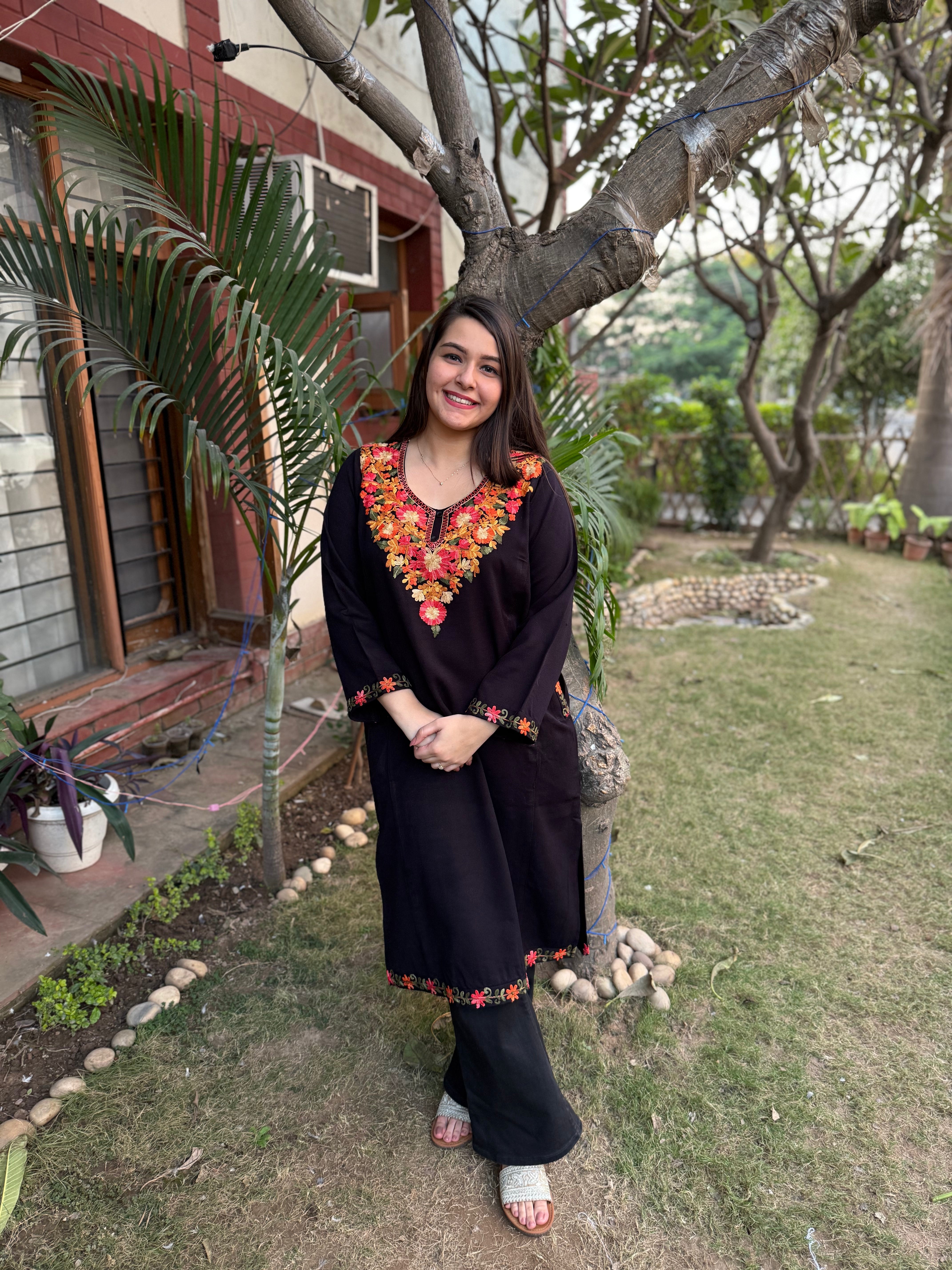 Black embroidered Phiran (Loose fitting)